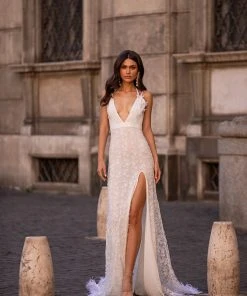 Alamour The Label Emiliana - White Fitted Gowns