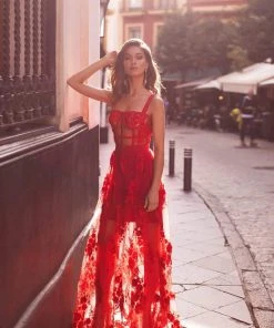 Alamour The Label Mariella - Red PROM & FORMAL 8 Alamour The Label Mariella - Red PROM & FORMAL