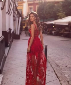 Alamour The Label Mariella - Red PROM & FORMAL 10 Alamour The Label Mariella - Red PROM & FORMAL