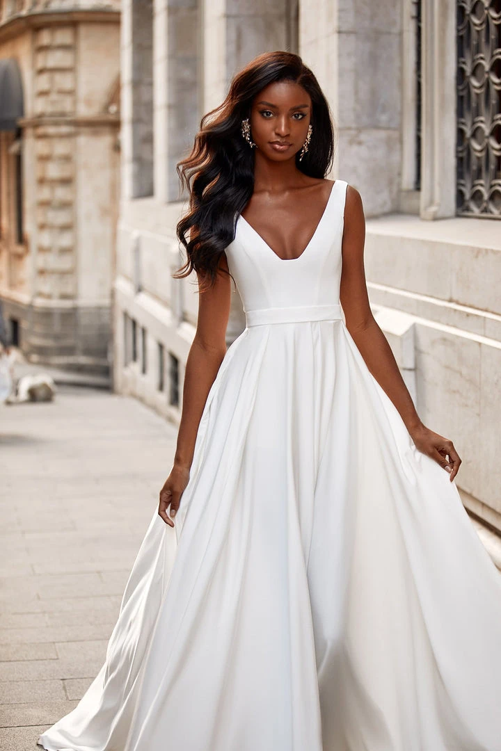 Alamour Made-To-Order PROM & FORMAL Keri Gown 5 Alamour Made-To-Order PROM & FORMAL Keri Gown