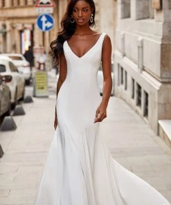 Alamour Made-To-Order Katelyn Gown PROM & FORMAL 8 Alamour Made-To-Order Katelyn Gown PROM & FORMAL