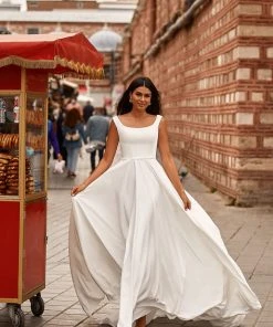 Alamour Made-To-Order Elnara Gown