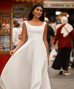 Alamour Made-To-Order Elnara Gown