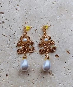 Alamour The Label Seraphina White Drop Earrings