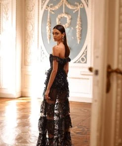 Alamour The Label NEW ARRIVALS Theodora - Black