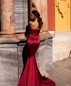 Alamour The Label Emely - Wine Red