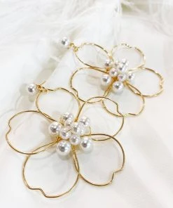 Alamour The Label Alberta Flower Pearl Earrings NEW ARRIVALS