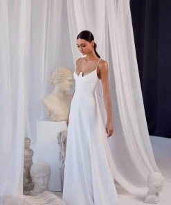 Alamour The Label Alma - White A-Line Gowns