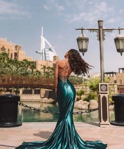 Alamour The Label Pascala Gown - Emerald Fitted Gowns